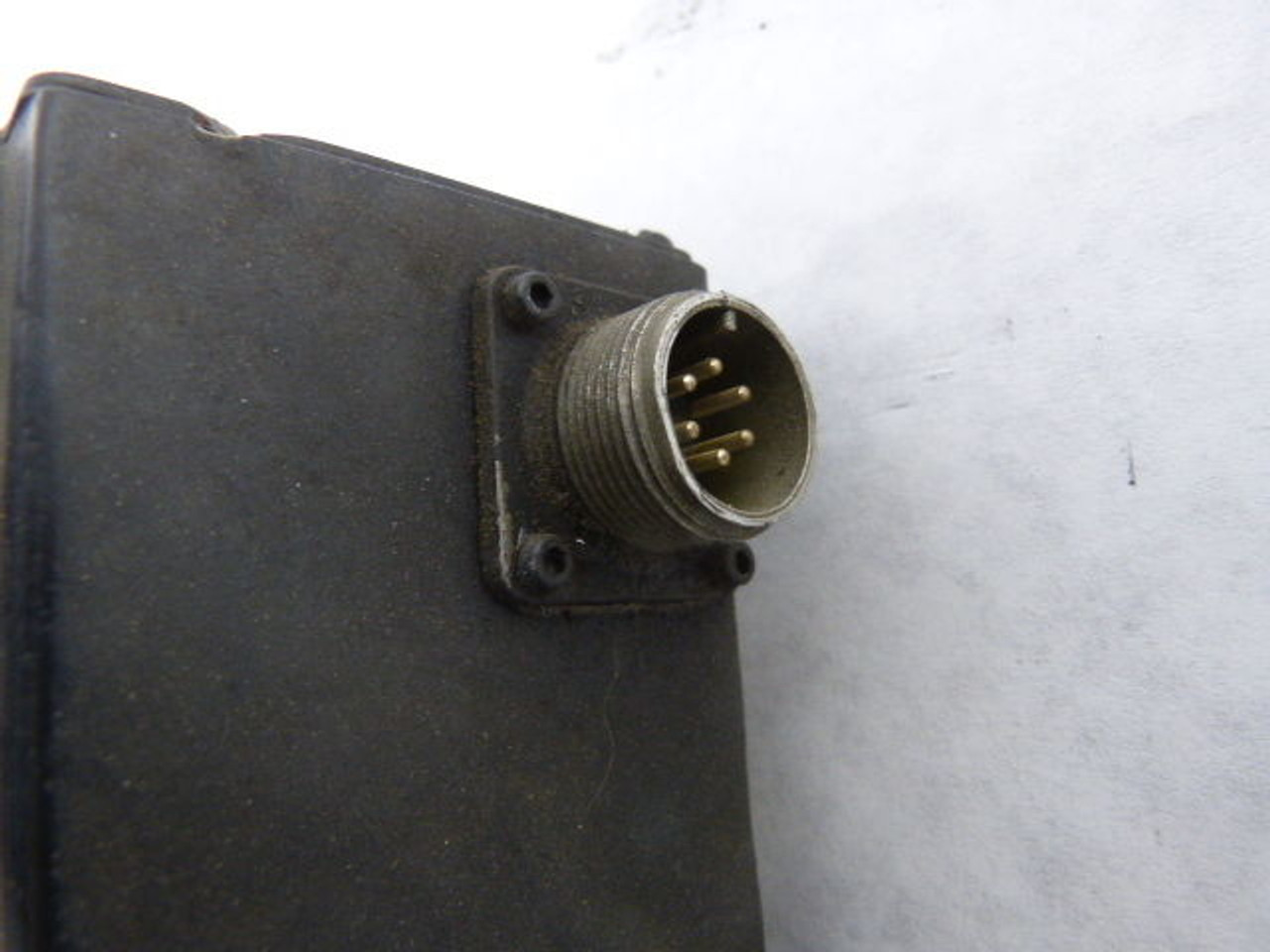 Moog 304-131A Brushless Servo Motor 4600RPM 350V 5.42Nm USED