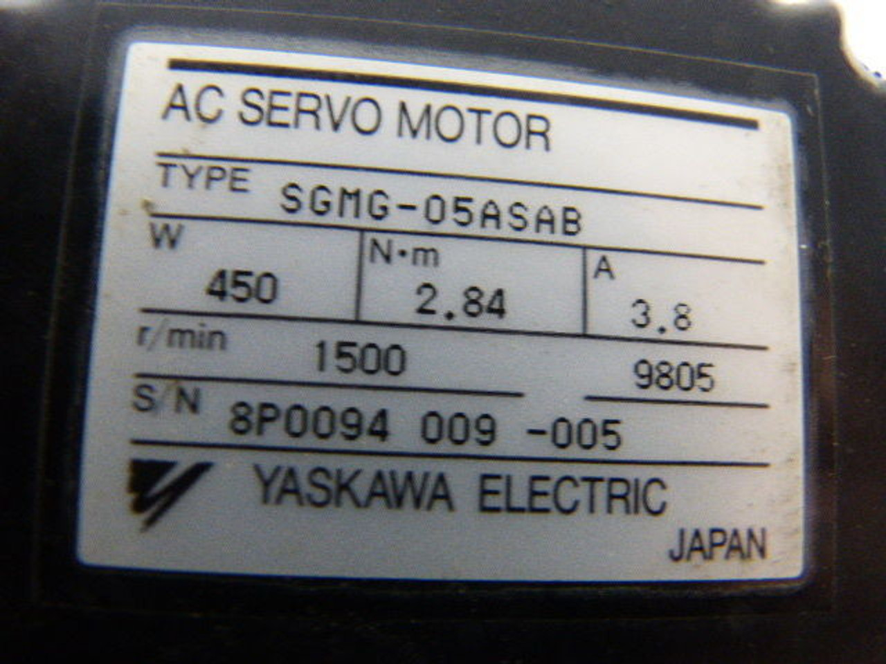 Yaskawa SGMG-05ASAB AC Servo Motor 450W 1500RPM 2.84Nm 3.8A USED