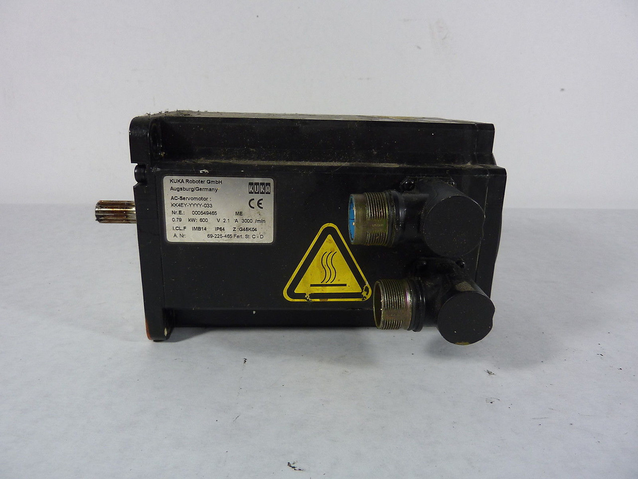 Kuka KK4EY-YYYY-033 AC Servo Motor 0.79kW 3000RPM 600V 2.1A USED