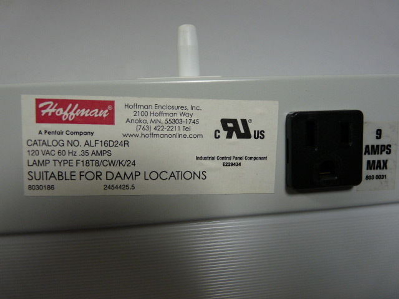Hoffman ALF16D24R Door Switch Fluorescent Light 2 Ft. 120V USED