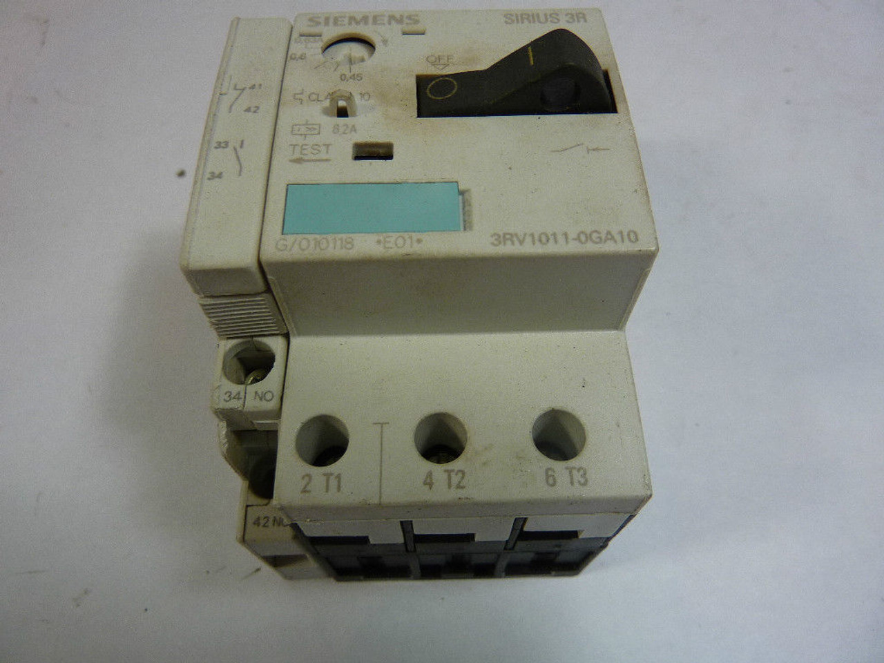 Siemens 3RV1011-0GA10 Starter Protector 0.63 Amp USED