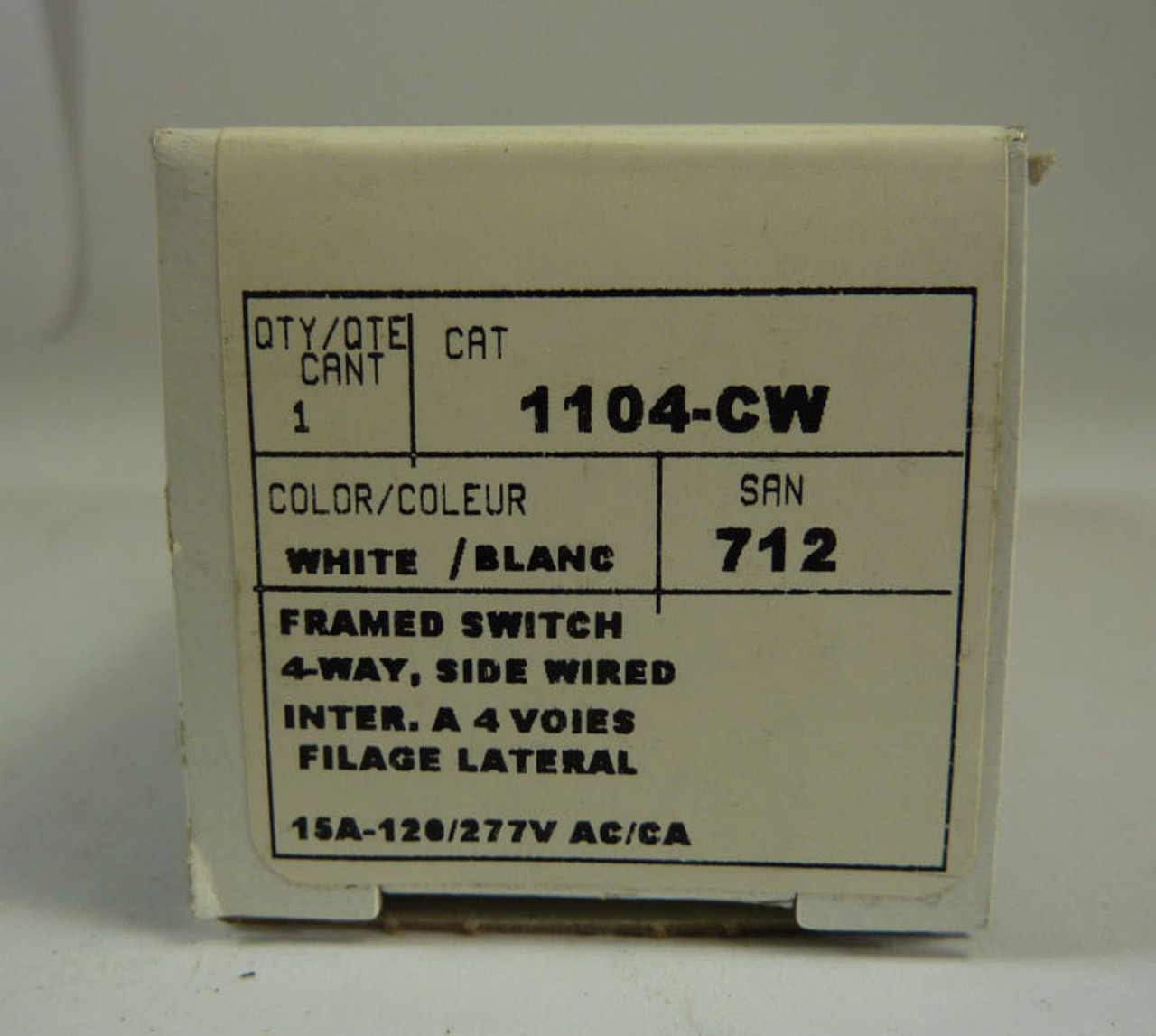 Leviton 1104-CW Framed Switch 15 Amp 120V ! NEW !