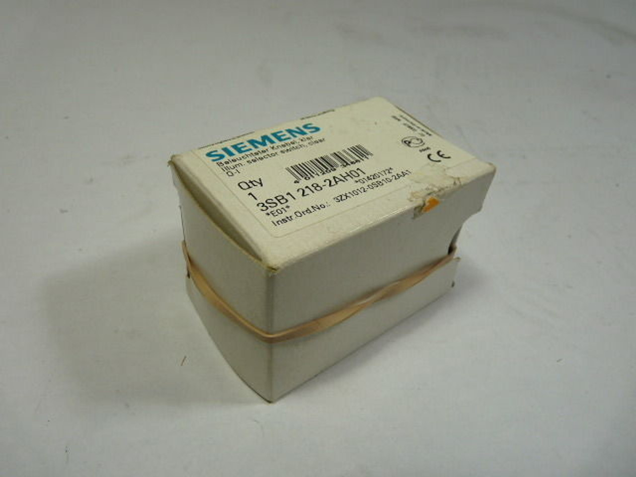 Siemens 3SB1218-1AH01 Selector Switch Clear ! NEW !