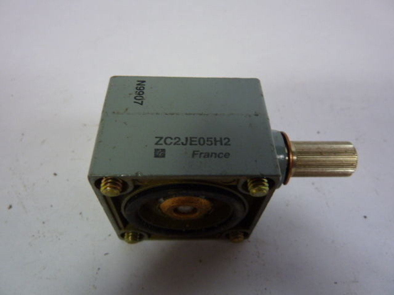 Schneider/Telemecanique ZC2JE05H2 Limit Switch Head N9907 USED