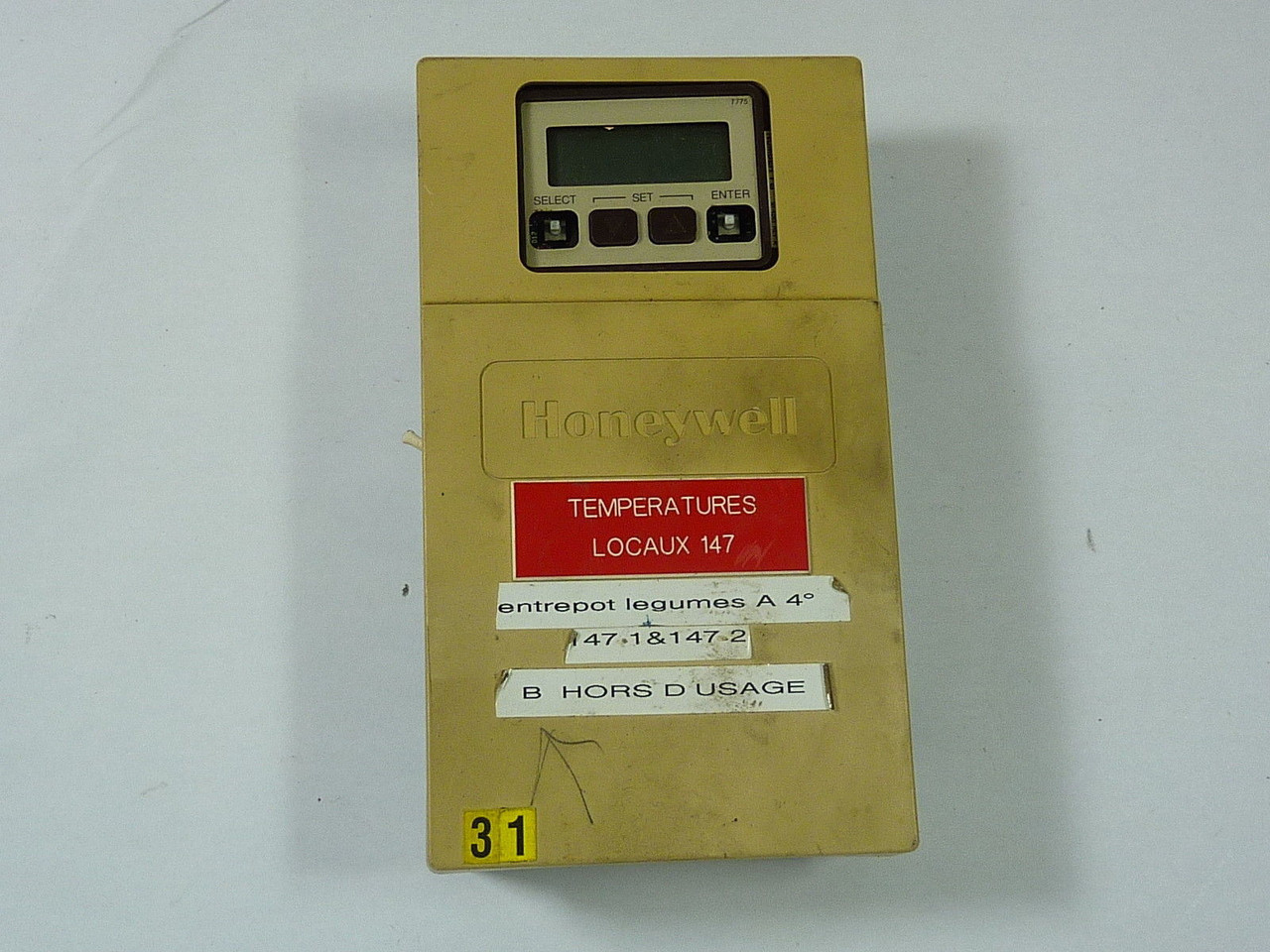 Honeywell T775B1026 Temperature Controller ! AS IS !