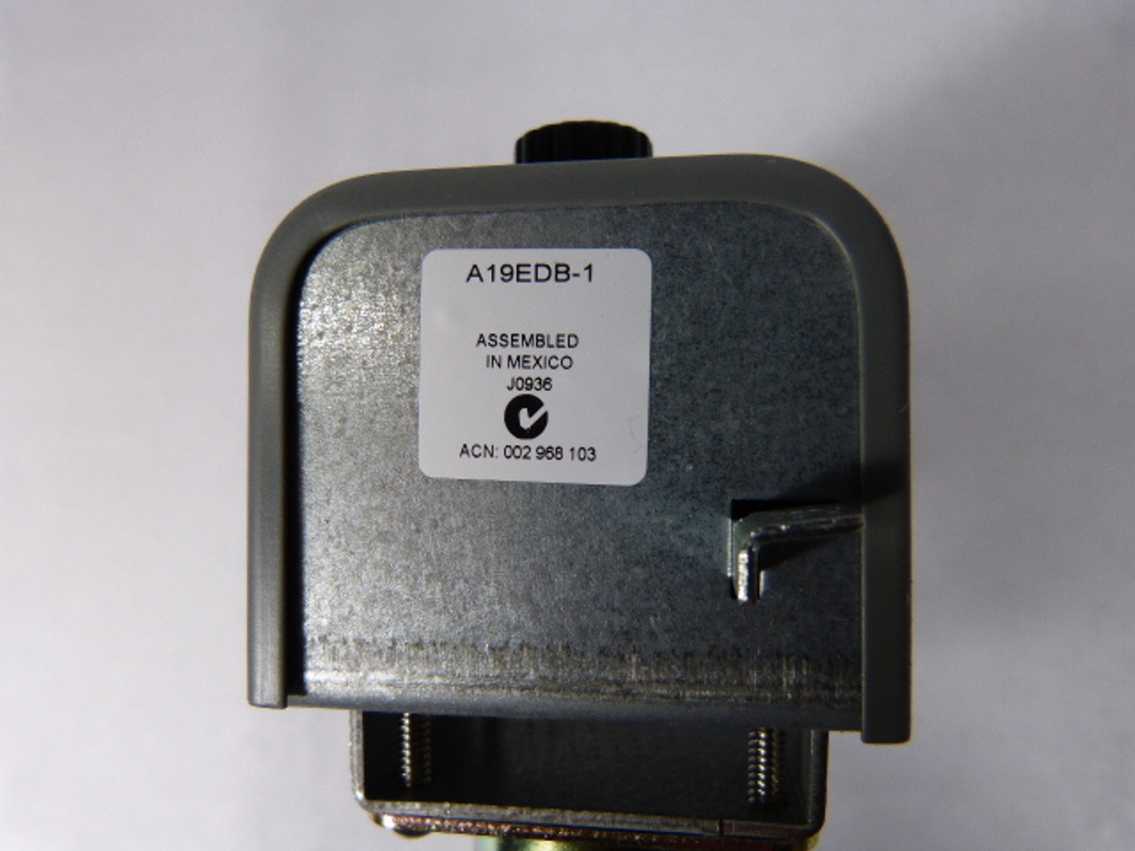 Johnson Controls A19EDB-1 Temperature Controller ! NEW NO PKG !