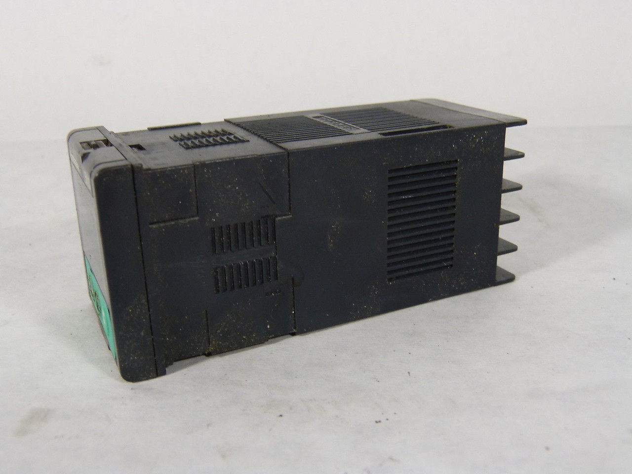 Gefran Elettronica 500N-R0-R0-5 Temperature Controller  Digital 48V USED