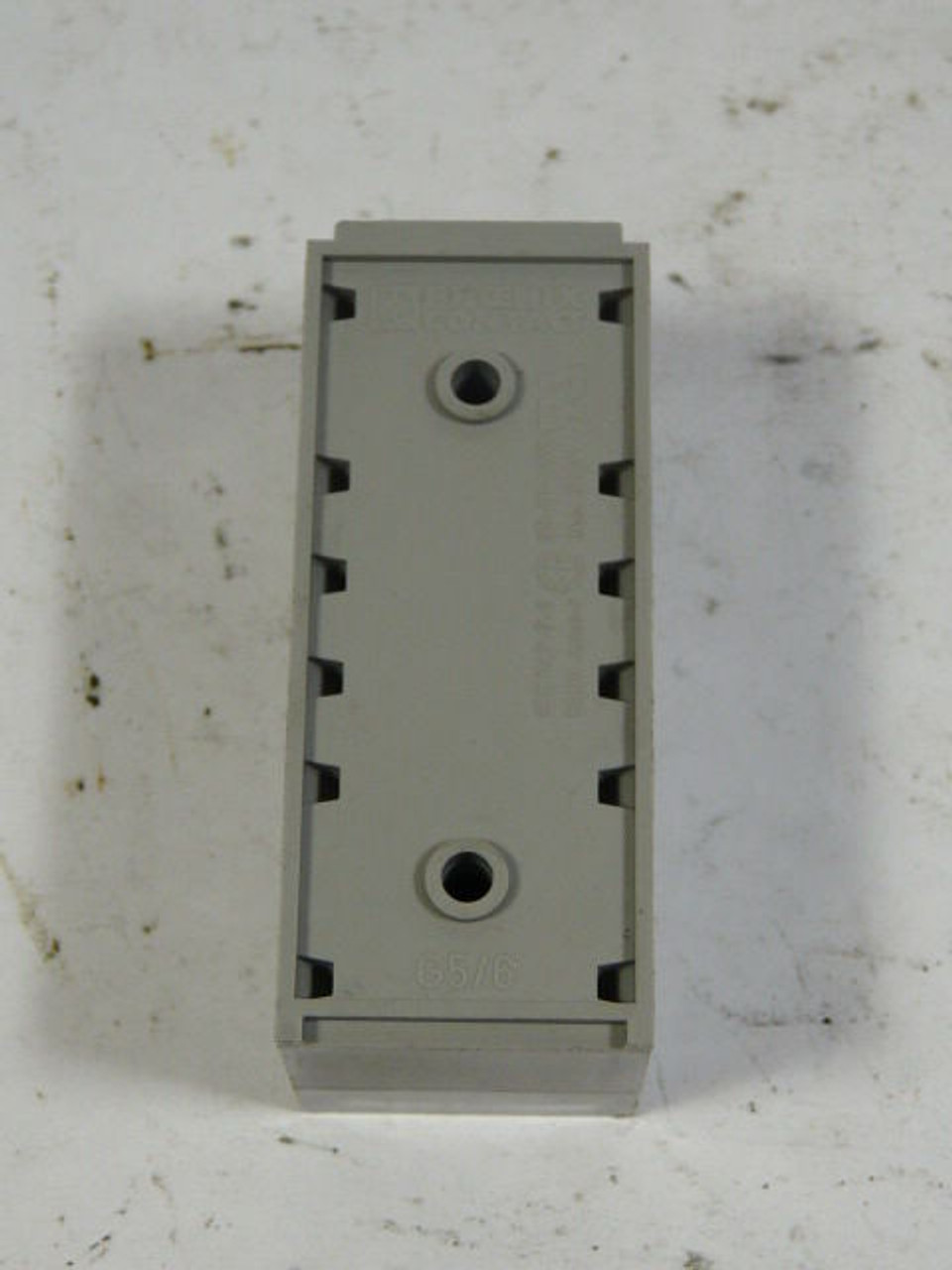 Phoenix Contact G5/6 Terminal Block 6 Position USED