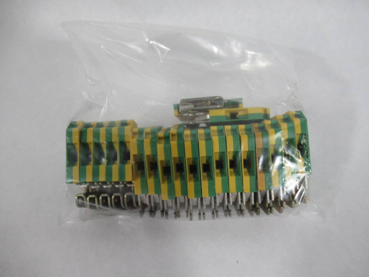 Weidmuller EK2.5N Terminal Block Green/Yellow Lot of 20 USED