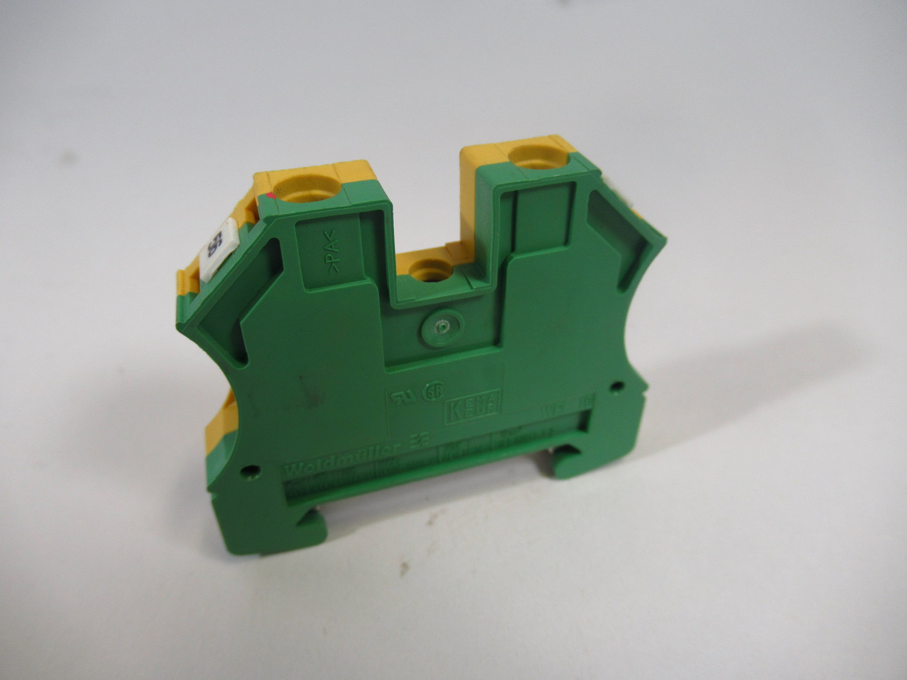 Weidmuller WPE-10 Terminal Block Lot of 20 GREEN & YELLOW USED