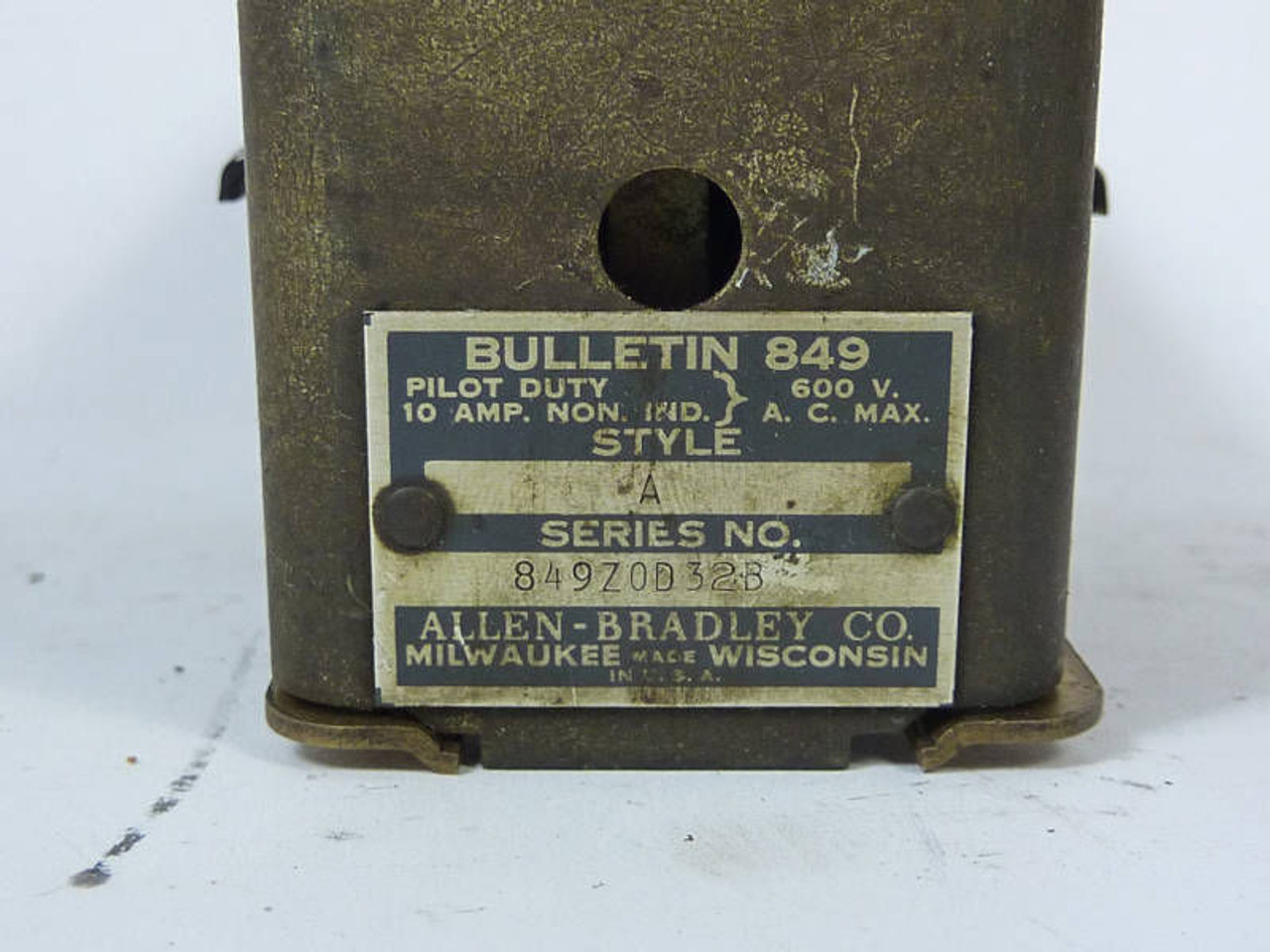 Allen-Bradley Pneumatic Timer 849Z0D32B USED