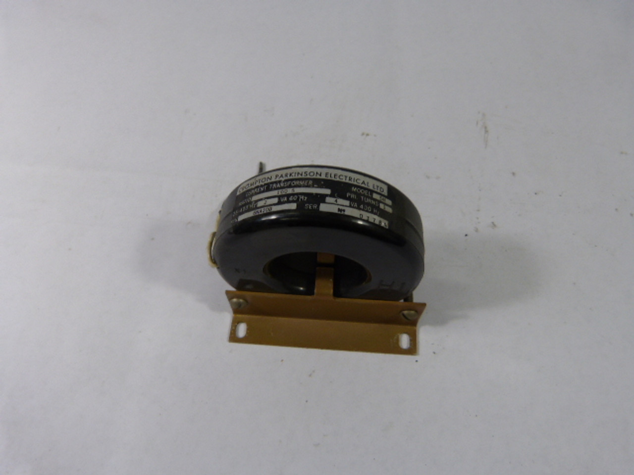 Crompton 6NA20B Current Transformer 25-400 HZ 2 VA 60 HZ USED