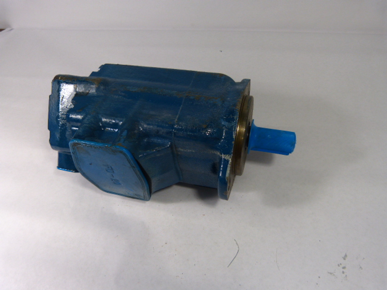 TDZ VQ43-21-84D1AA Pump Vane USED