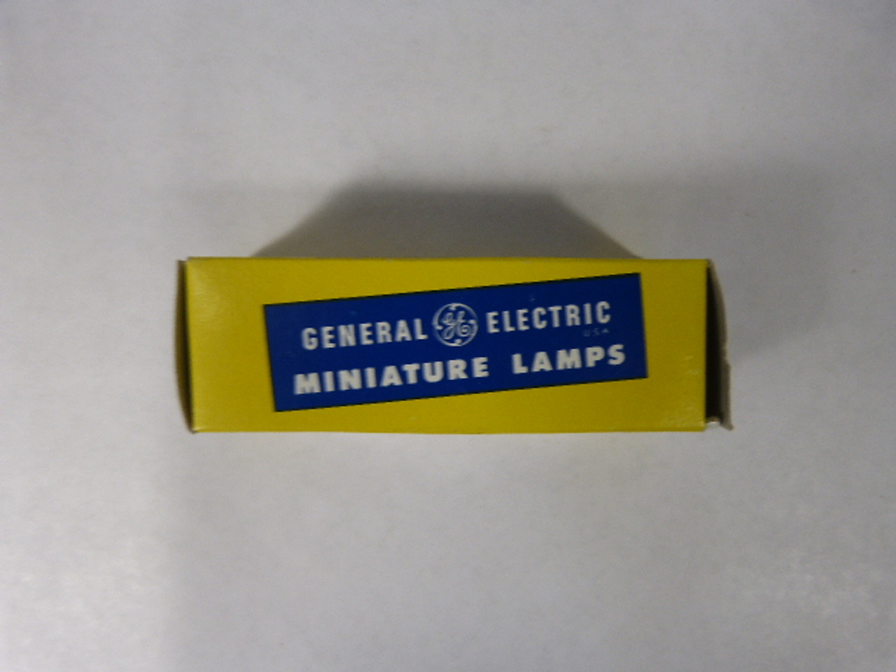 General Electric 789 Mini Halogen Bulb ! NEW !