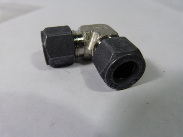 Parker 8-8EBZ-SS 90 Degree Union Elbow 6-Pack NWB