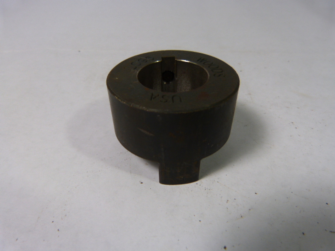 TB Woods L-095-1-1/8 Jaw Coupling USED