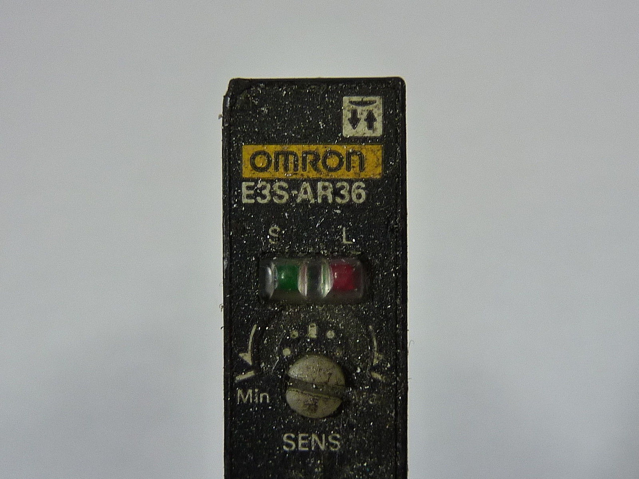 Omron E3S-AR36 Photoelectric Sensor Retroreflective USED