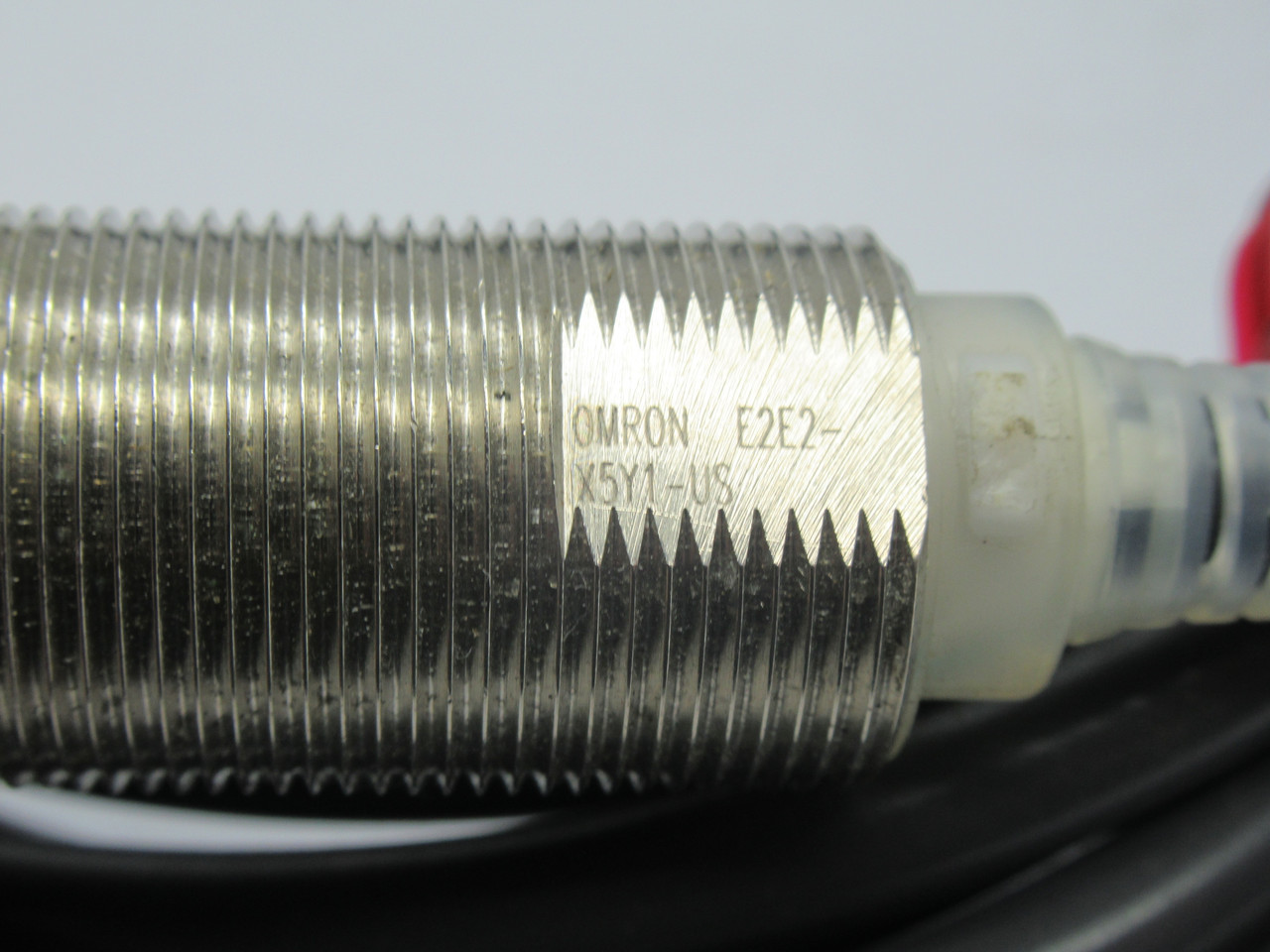 Omron E2E2-X5Y1-US Inductive Proximity Sensor 24-240VAC 2m Cable SHELF WEAR NOP