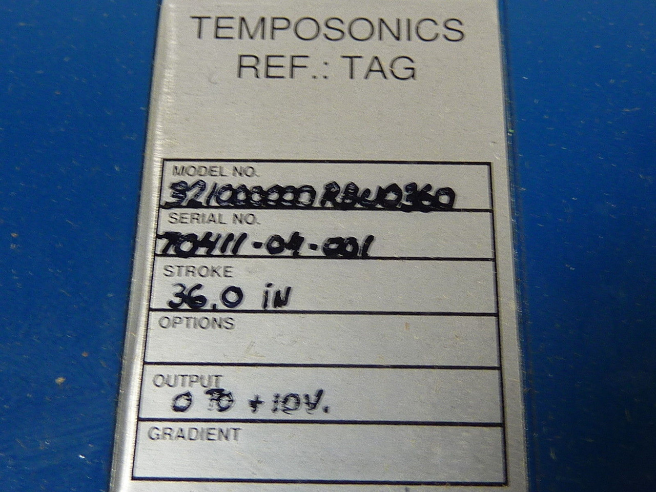 Temposonics 321000000-RBU0360 Output Module 360" Stroke ! NEW !