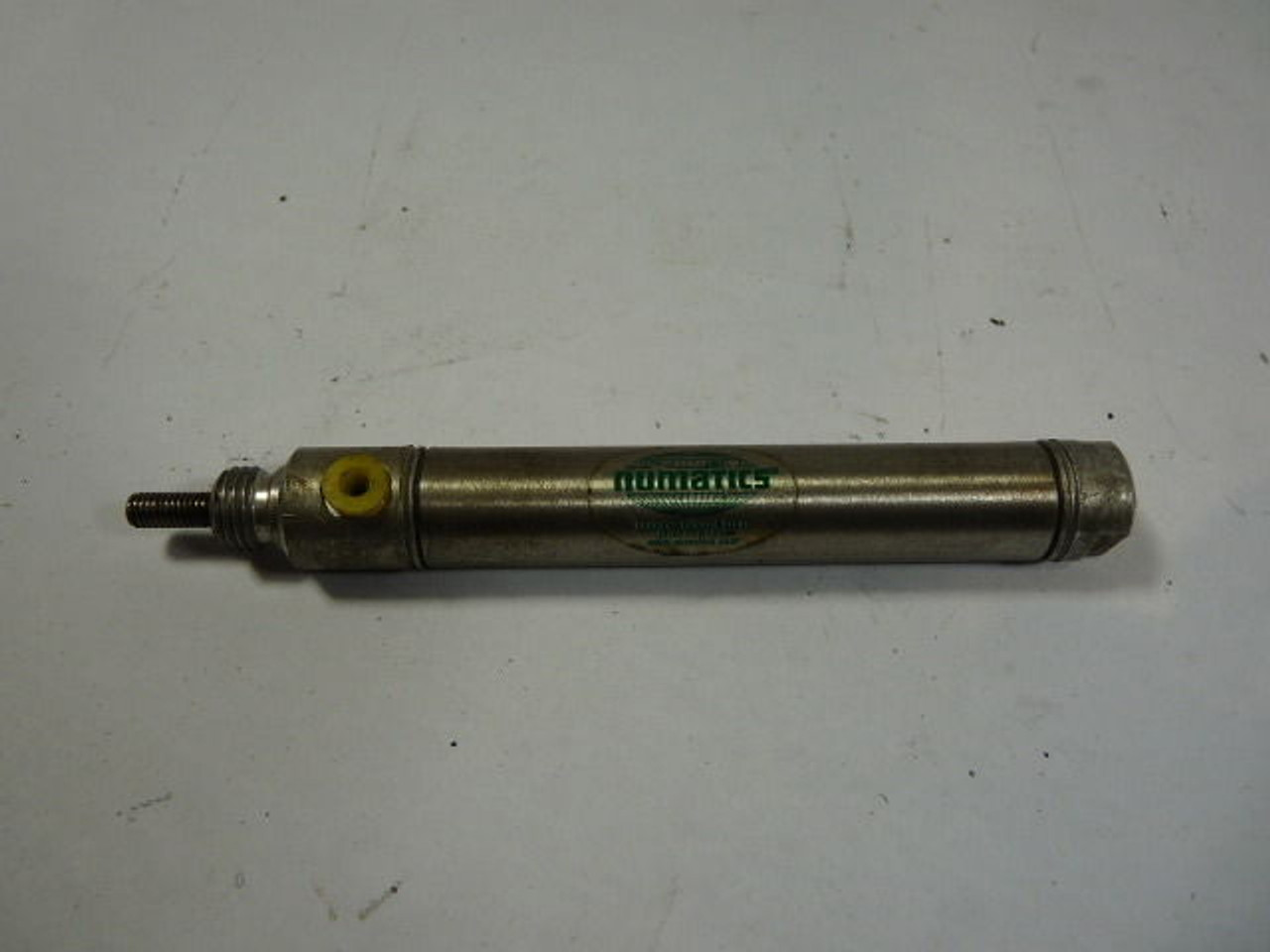 Numatics 0563D01-02A-03 Pneumatic Cylinder 9/16" USED