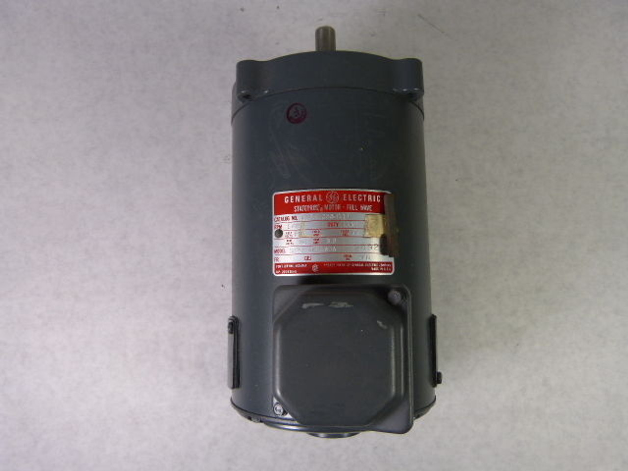 General Electric 6VFM1033J111 Statotrol Motor 1725RPM 80V 3.9Amp ! NEW !