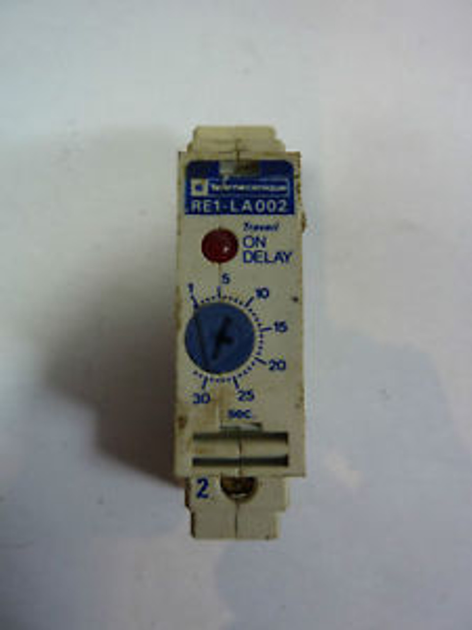 Telemecanique RE1-LA002 Time Delay Relay 0.7 Amp USED