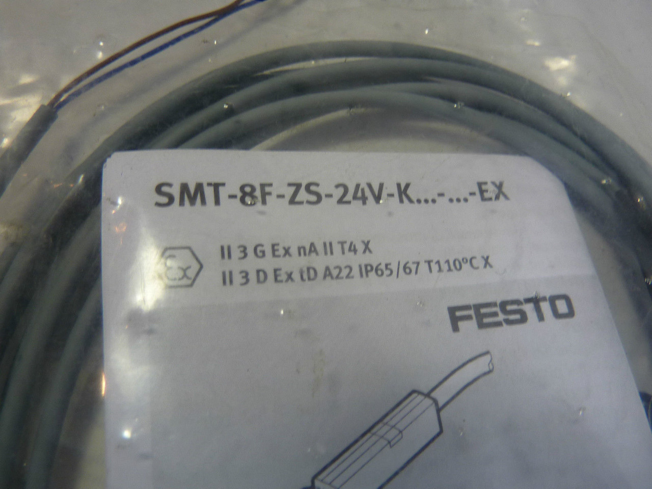 Festo SMT-8F-ZS-24V-K2.5-OE-EX Proximity Switch ! NWB !