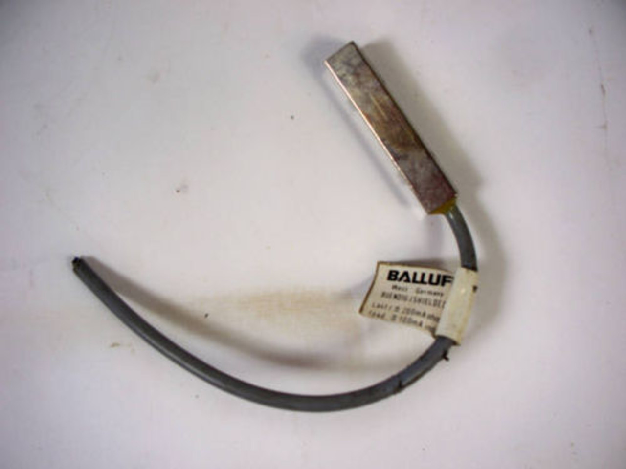 Balluff BES-516-325-E5-C-S4 Proximity Switch 10-30VDC USED