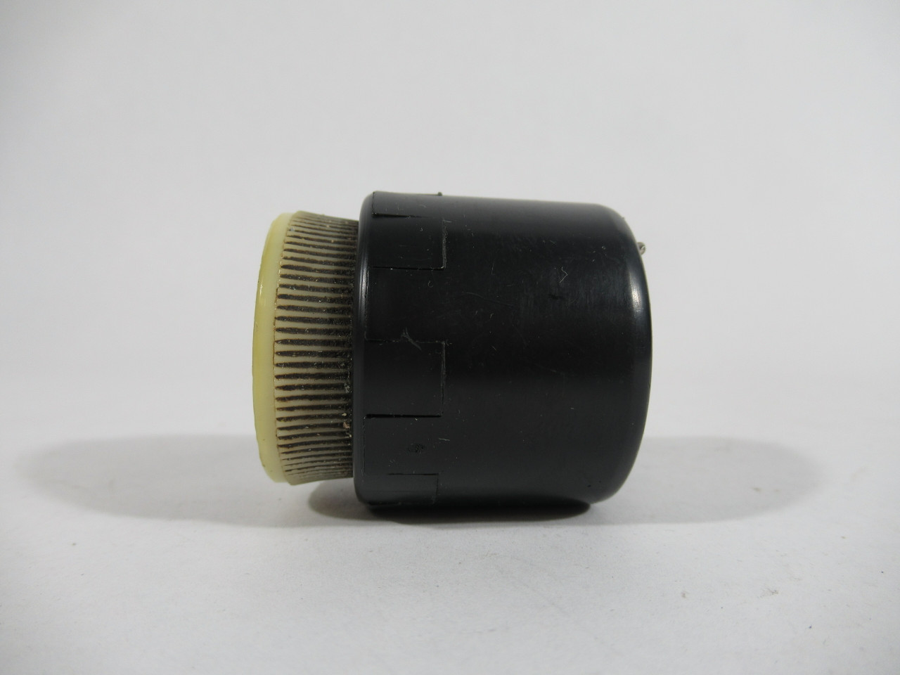 Edwards E104A Buzzer 2.8 Khz 90 DBA 6-28 VDC USED