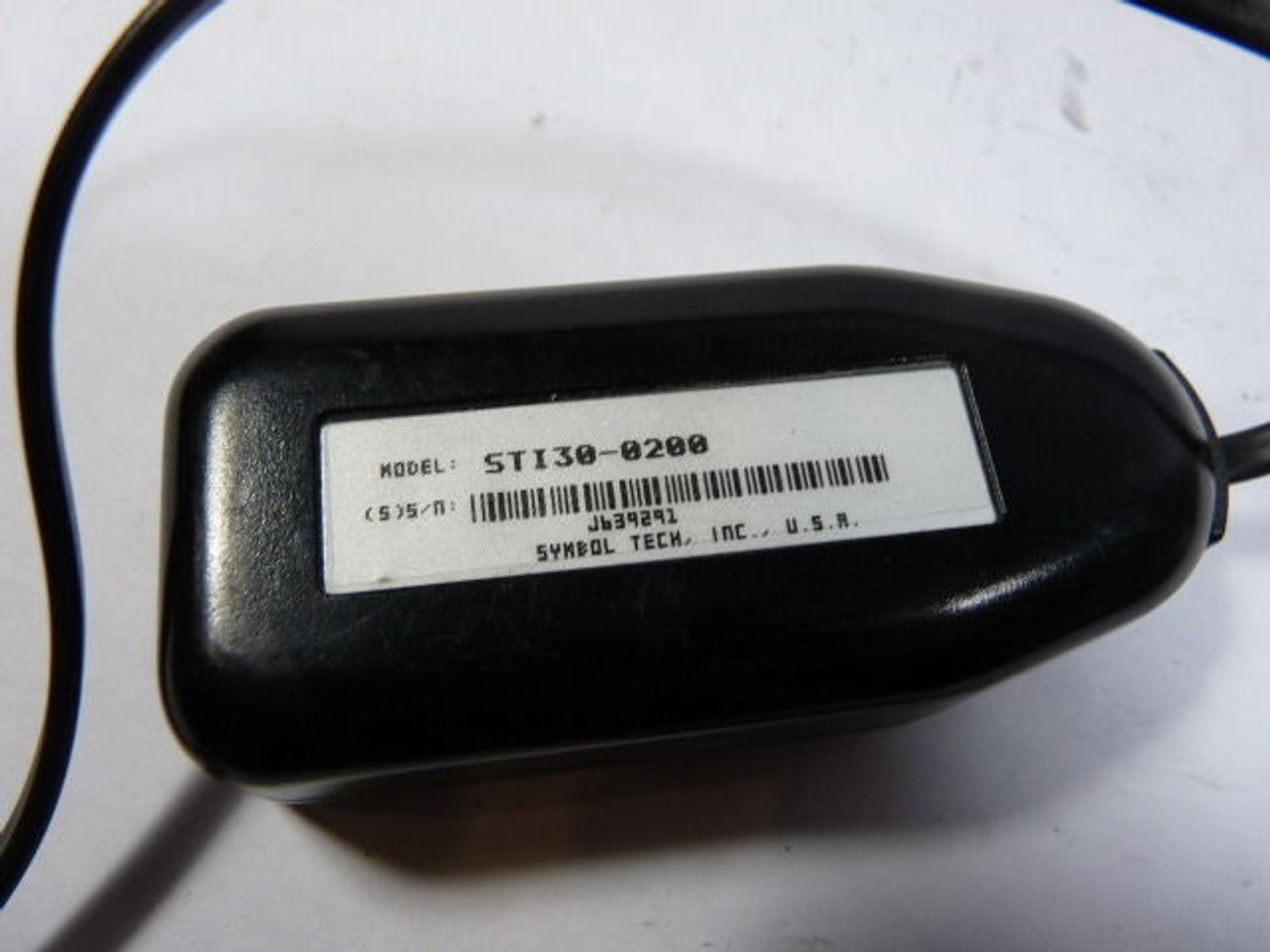 Symbol STI30-0200 Barcode Scanner Synapse Cable USED