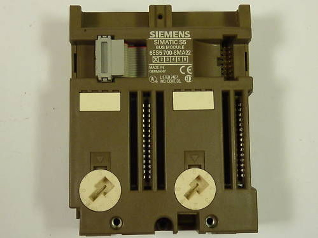 Siemens 6ES5-700-8MA11 Bus Module w/o Terminal USED