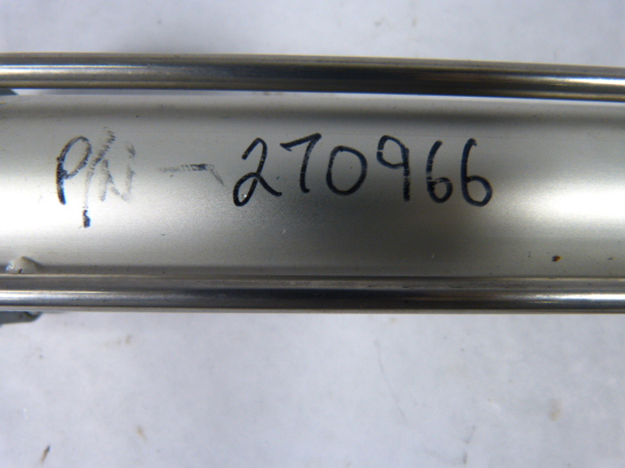 Bosch 270-966 Air Cylinder USED