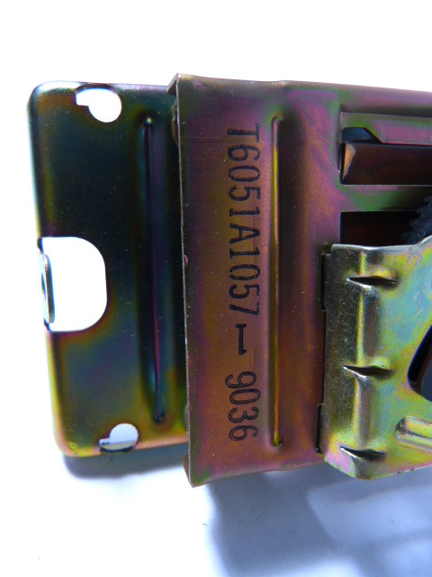 Honeywell T6051A1057 Thermostat MISSING COVER USED