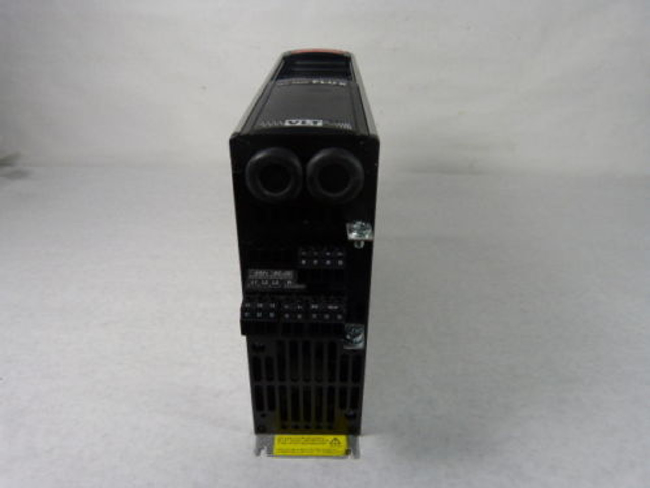 Danfoss 178F6156 VLT5001 Frequency Converter Drive 1HP 3.7A 200/240VAC USED