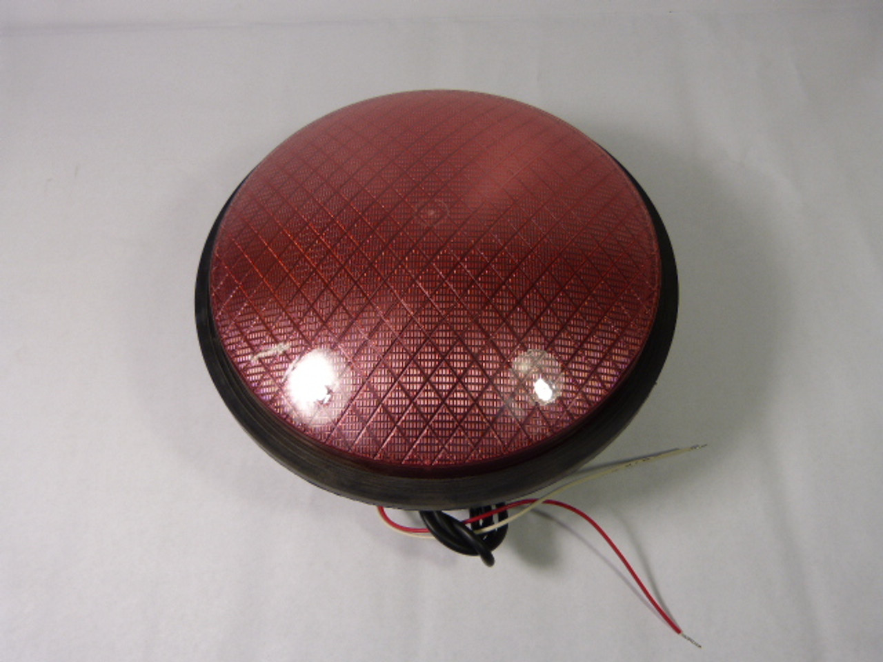 eoi TRV-R12SG-D2T Circular Incandescent Traffic Signal - Red ! NEW NO PKG !