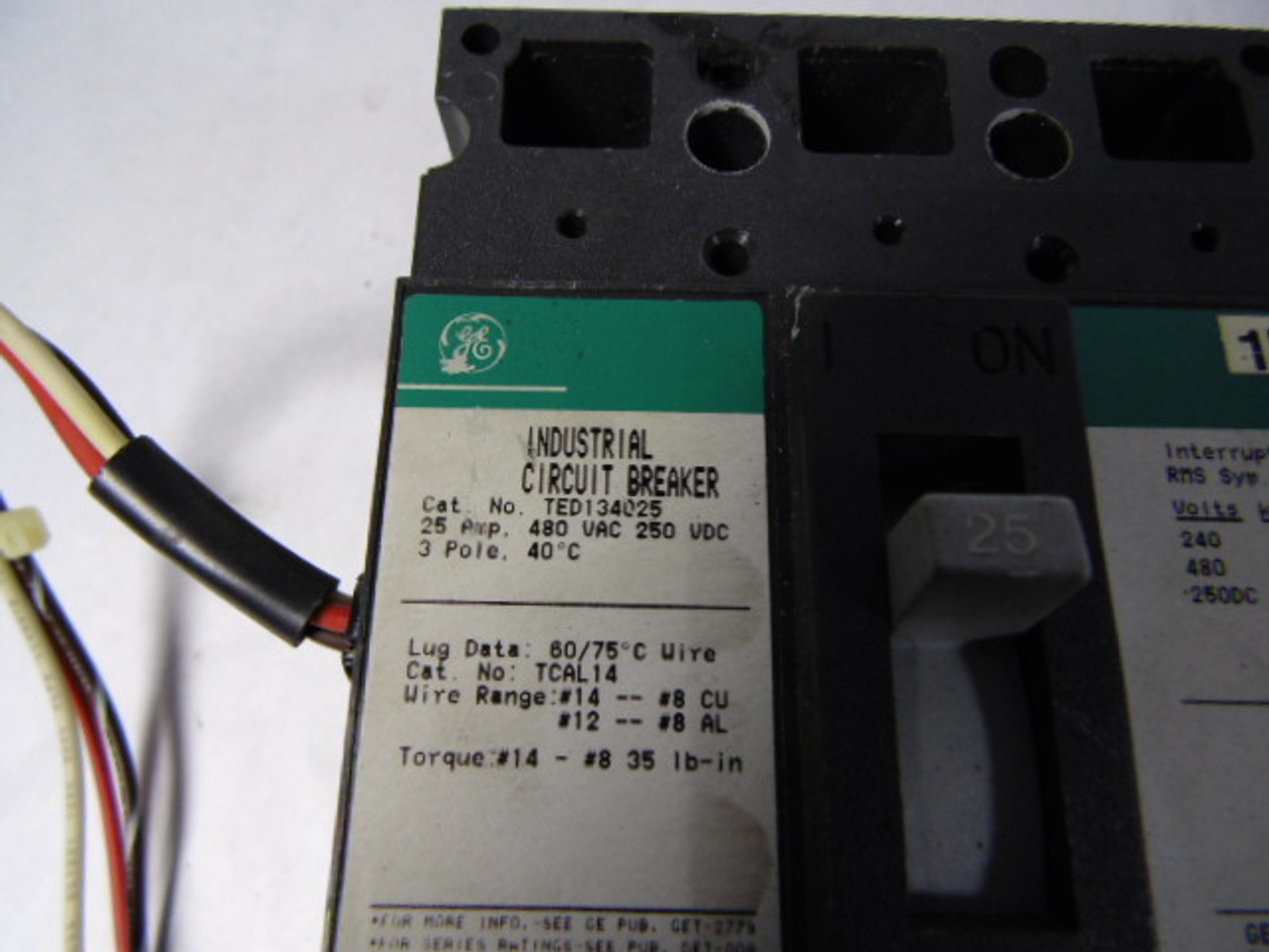 GE TED134025 Circuit Breaker 25 Amp 3 Pole 480 Vac USED