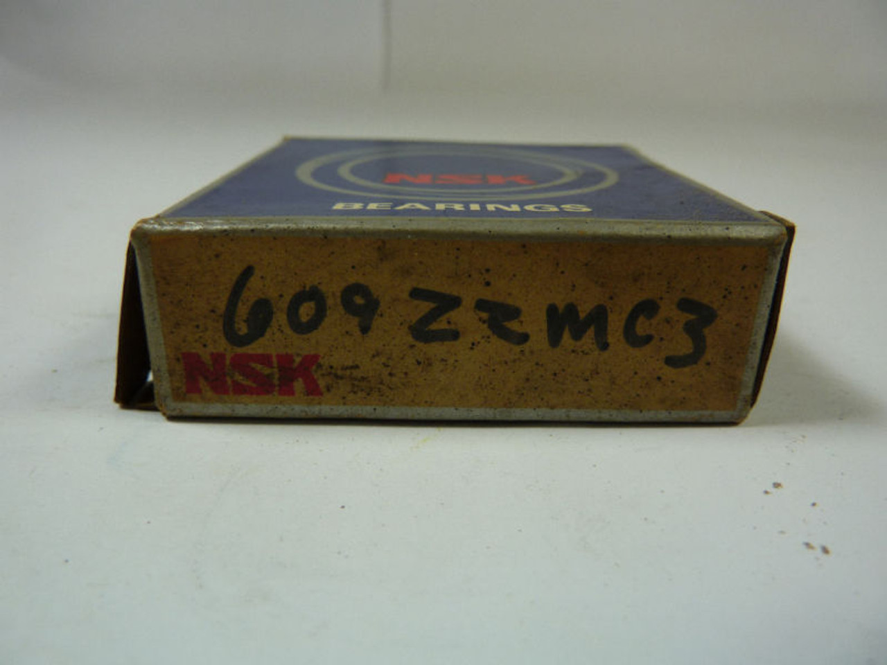 NSK 609ZZMC3 Ball Bearing ! NEW !