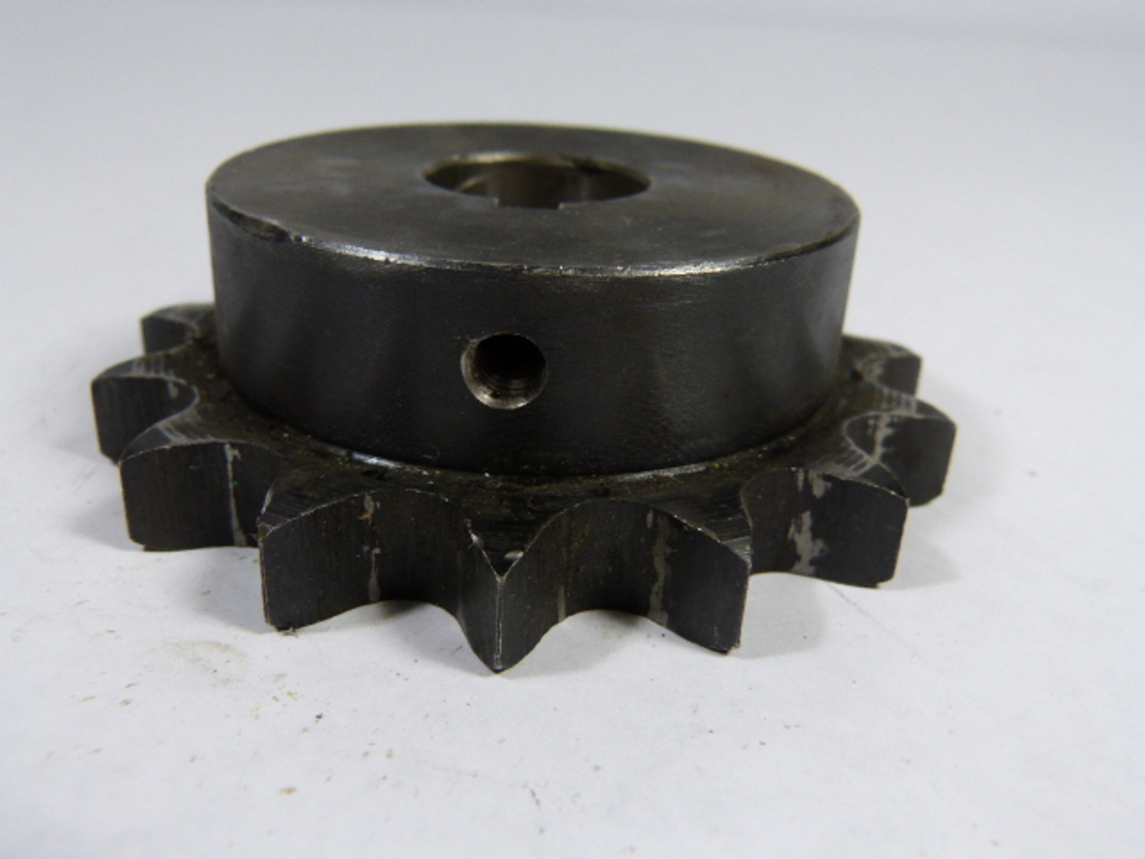 Tsubaki 60B15-1 Roller Sprocket 1" Bore USED