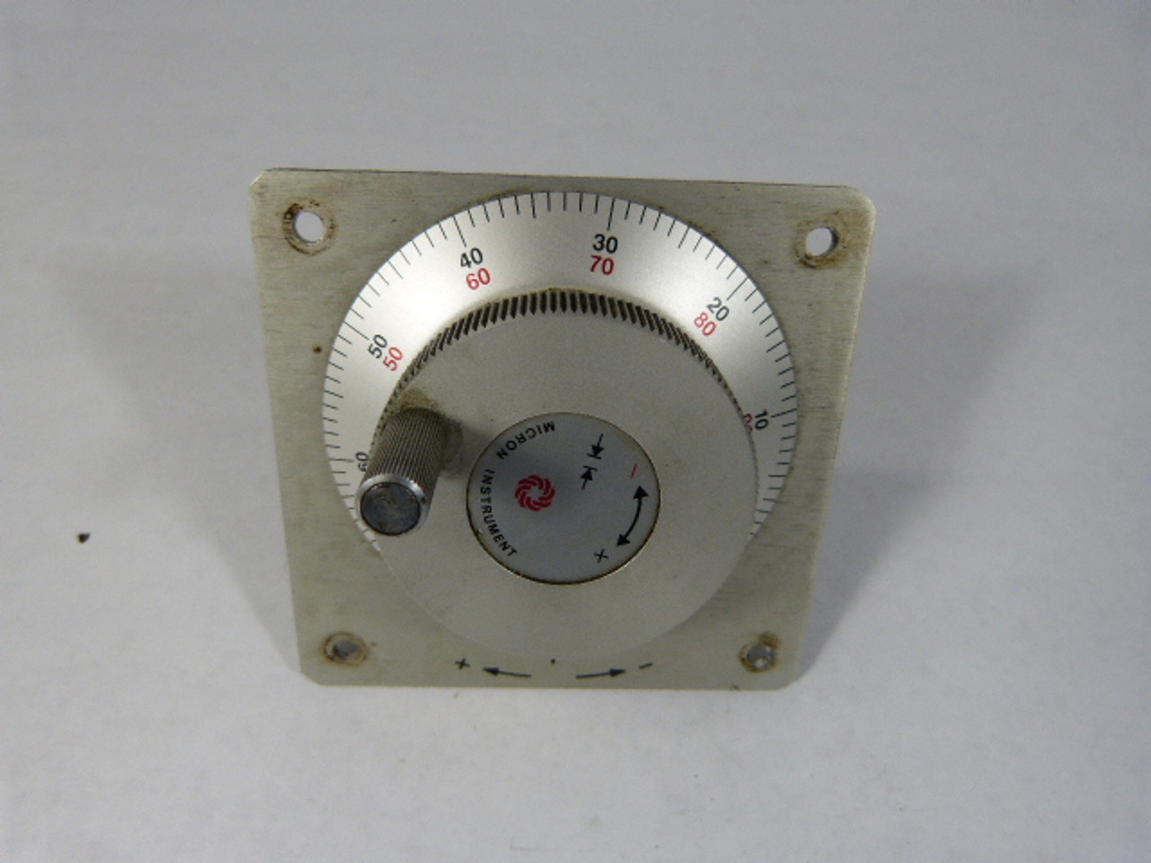 Micron 39-499-920-1428 Pulse Generator USED