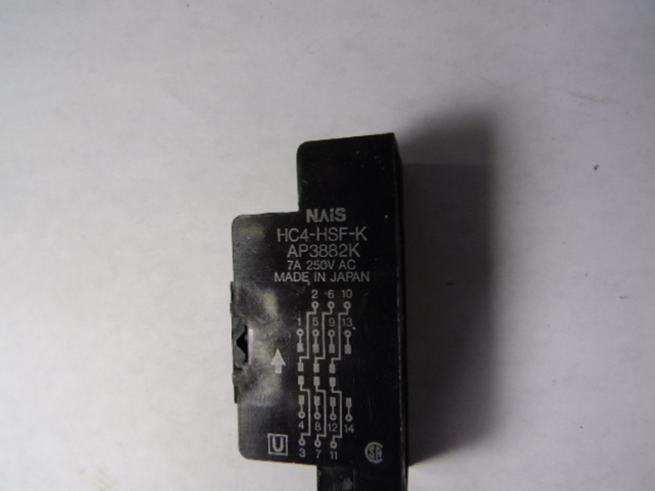 NAIS HC4-HSF-K Relay Socket 10amp USED