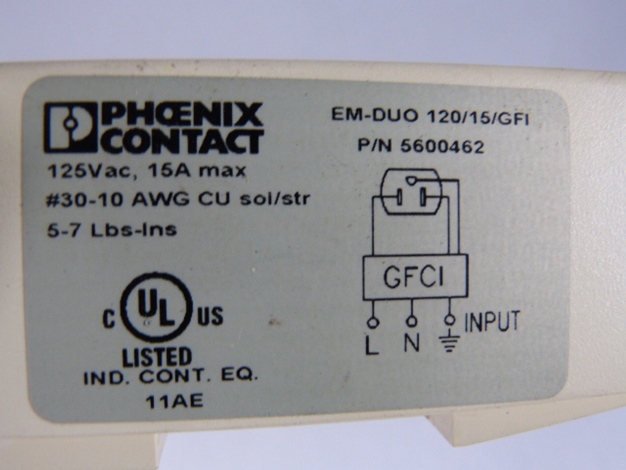 Phoenix Contact 5600462 EM-DUO/120/15/GFI Rail Mounted Double Socket USED
