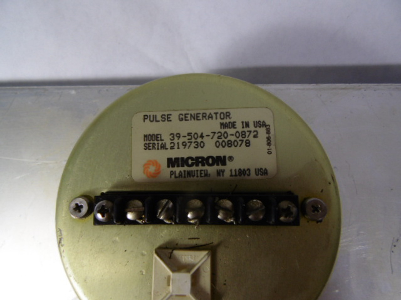 Micron 39-504-720-0872 Pulse Generator USED
