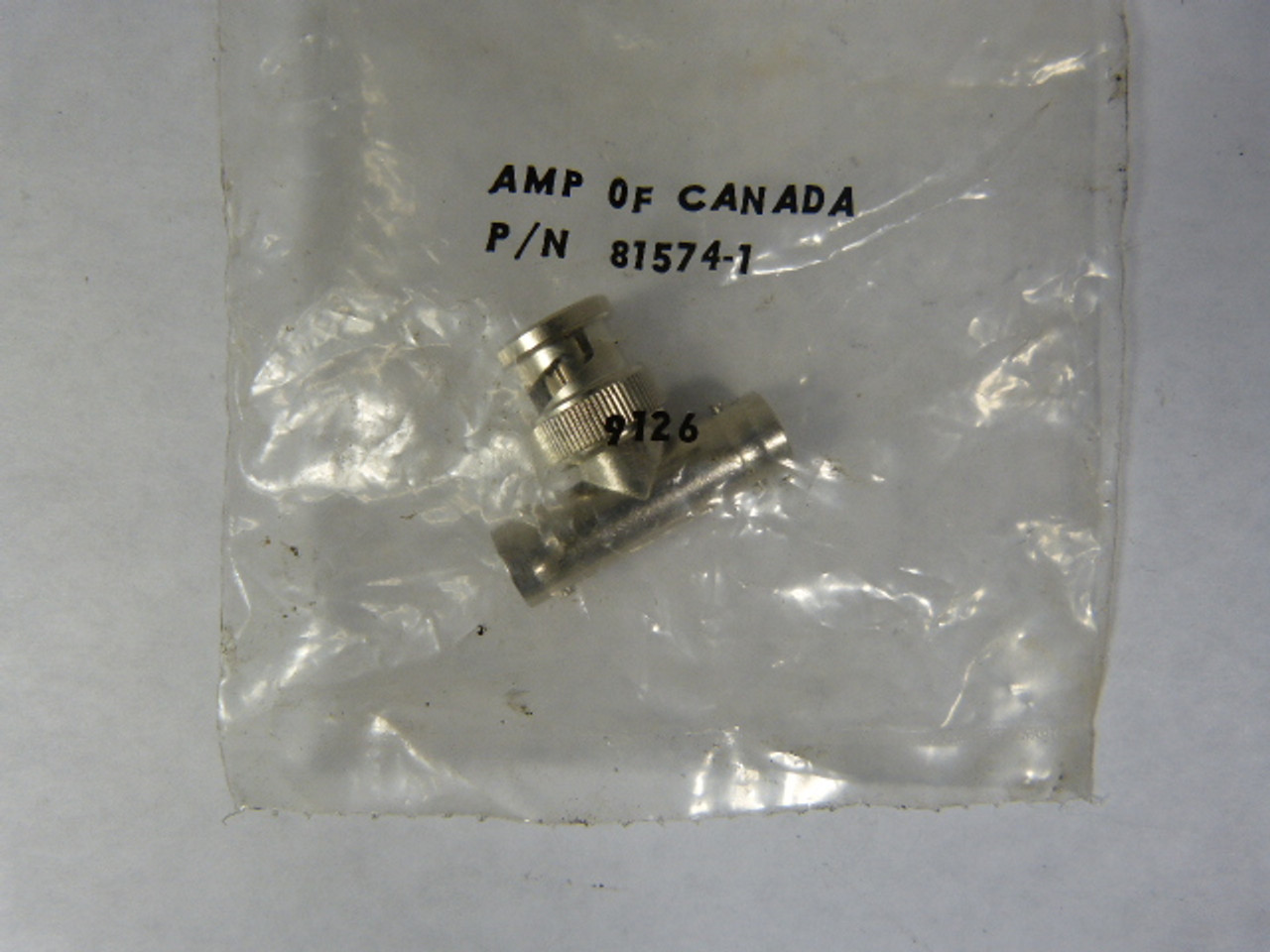 Amphenol 81574-1 T-Style Adapter ! NWB !