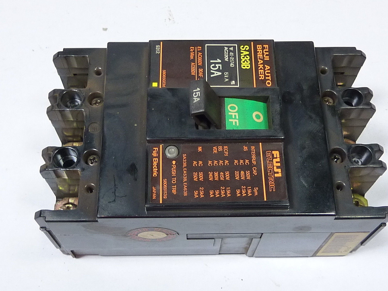 Fuji SA33B Circuit Breaker 15A 3 pole 220VAC USED