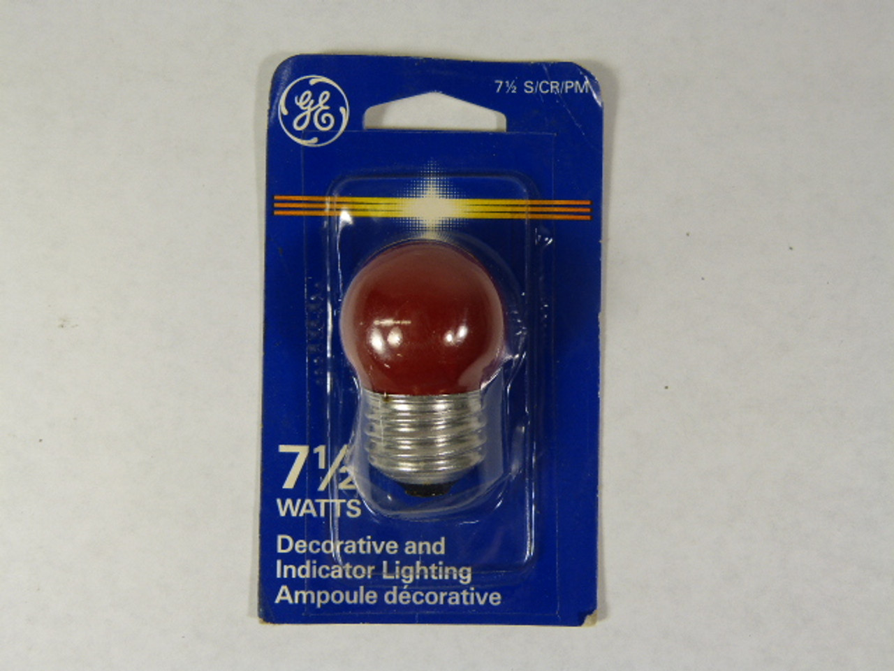 General Electric 05417 Decorative Light Bulb 7.5W ! NEW !