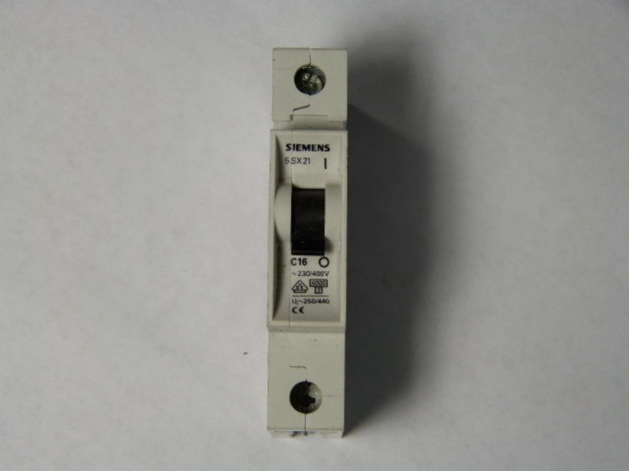 Siemens 5SX21-C16 Circuit Breaker 16A 230/400VAC 1P USED