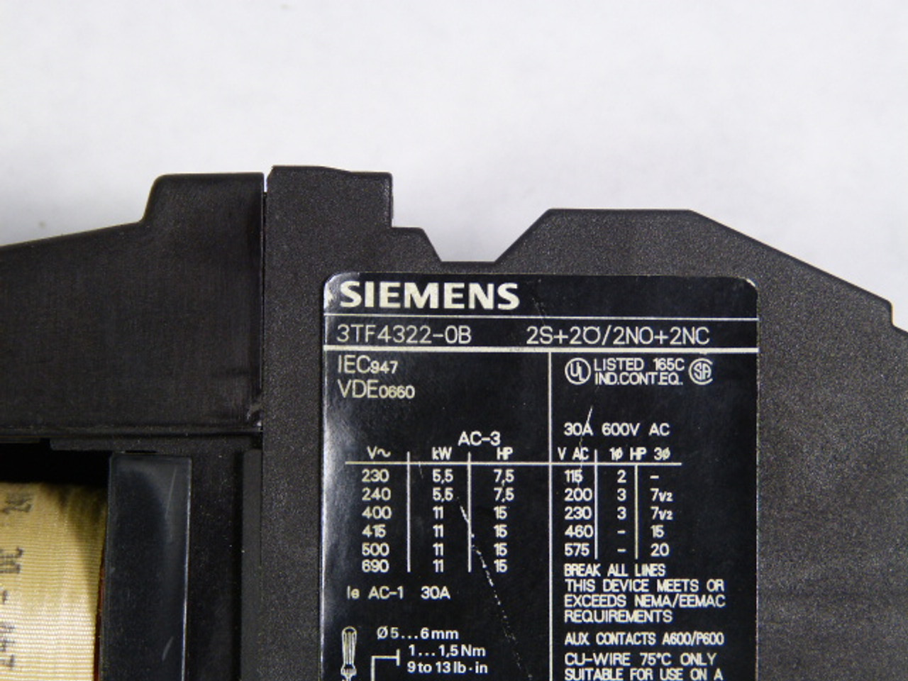 Siemens 3TF4-322-0BB4 Contactor 240 VDC 400V AC USED