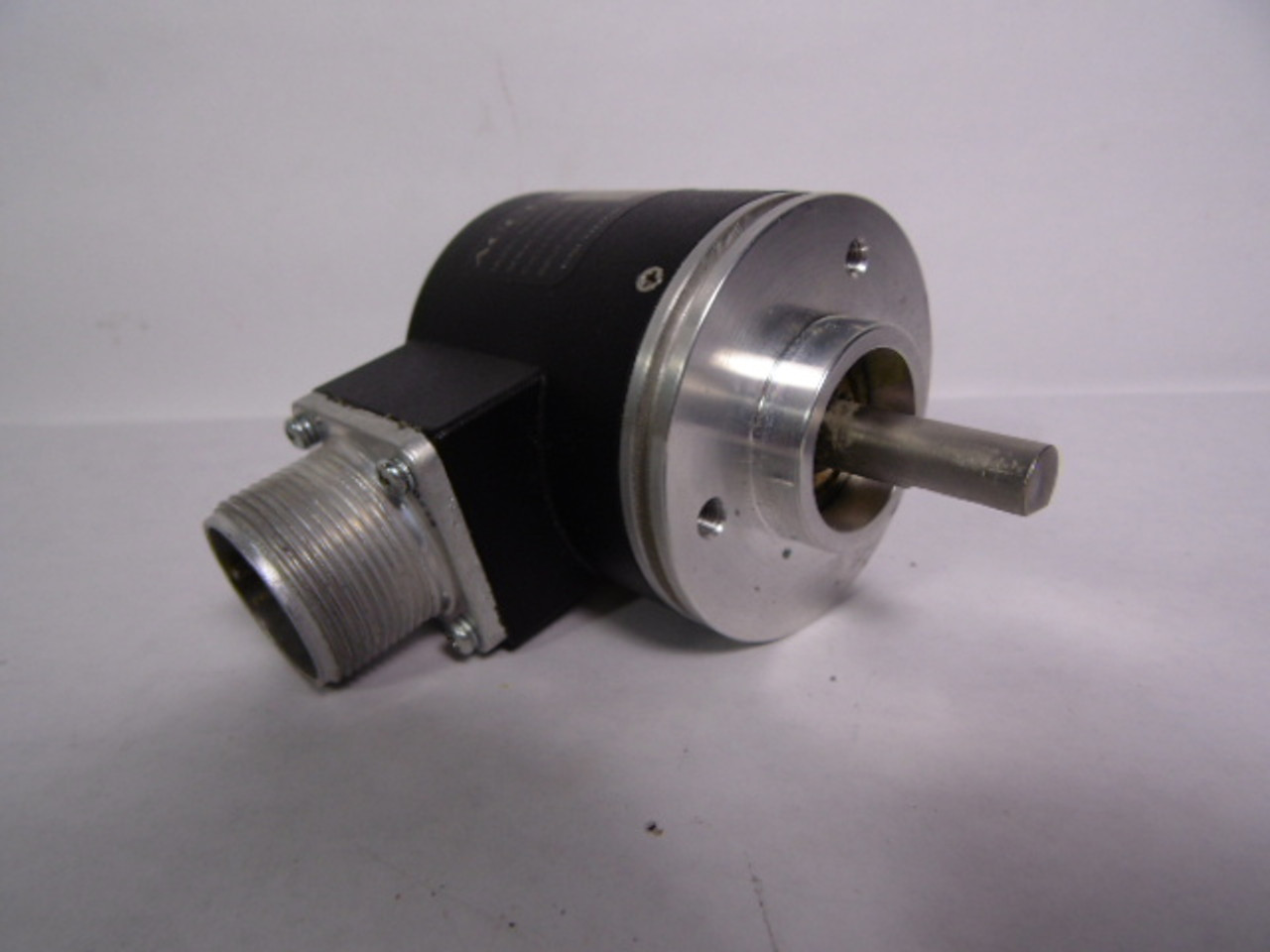 Accu-coder 725I-R-D1 Incremental Shaft Encoder 1000CPR 3/8" Shaft USED