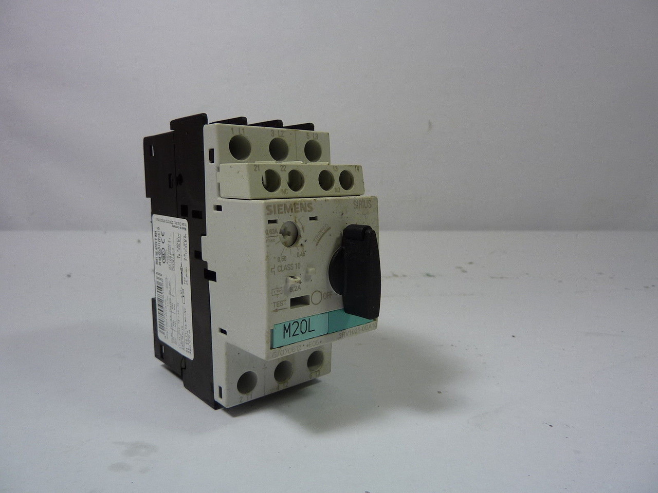 Siemens 3RV1021-0GA10 Circuit Breaker USED