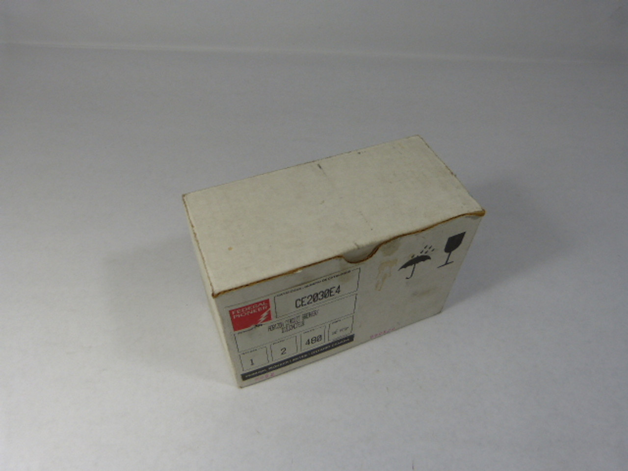 Federal Pioneer CE2030E4 Moulded Case Circuit Breaker 2-Pole 480V 30amp ! NEW !